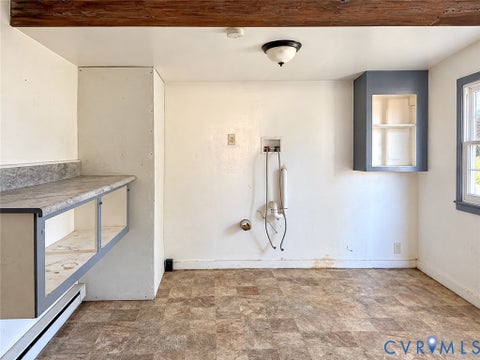 Tiny photo for 844 Gladstone Street, Petersburg, VA 23803 (MLS # 2629356)