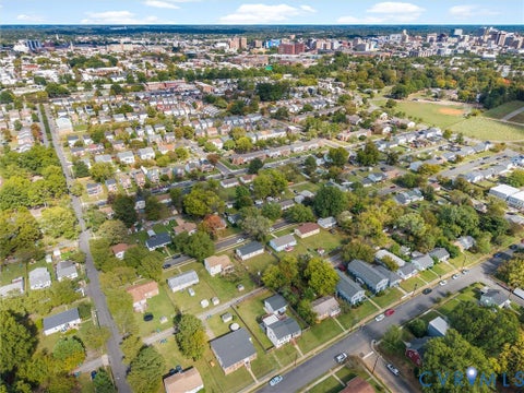 Tiny photo for 1502 Winder Street, Richmond, VA 23220 (MLS # 2627864)