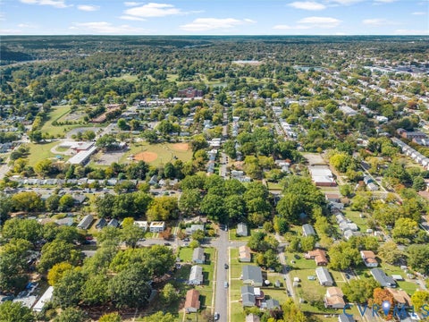 Tiny photo for 1502 Winder Street, Richmond, VA 23220 (MLS # 2627864)