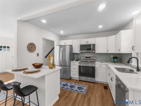 Tiny photo for 1502 Winder Street, Richmond, VA 23220 (MLS # 2627864)