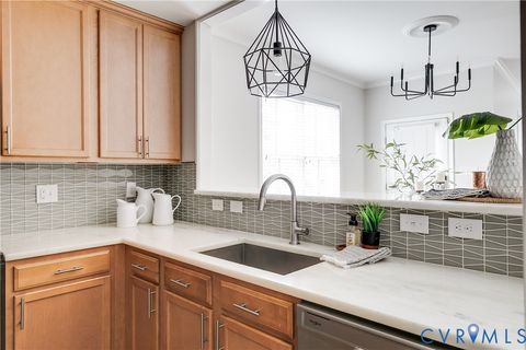 Tiny photo for 900 N 26th Street, Richmond, VA 23223 (MLS # 2616251)