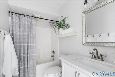 Tiny photo for 900 N 26th Street, Richmond, VA 23223 (MLS # 2616251)