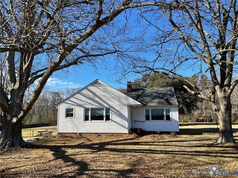 Photo of 10894 Tiller Road, Glen Allen, VA 23060 (MLS # 2533656)