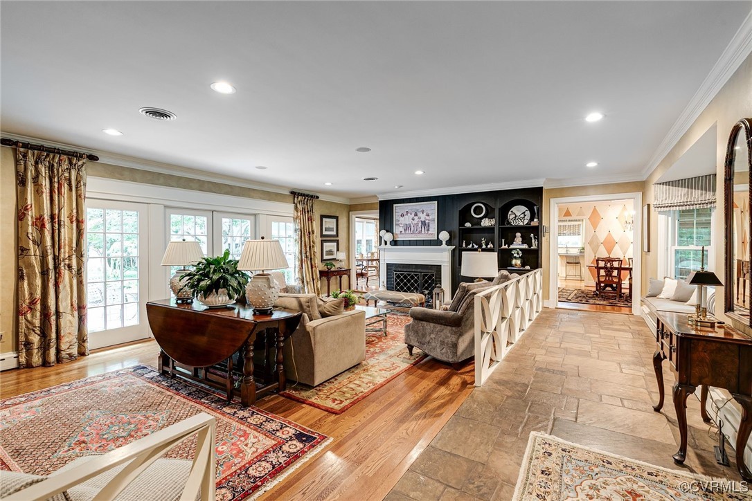 7 Ralston Road