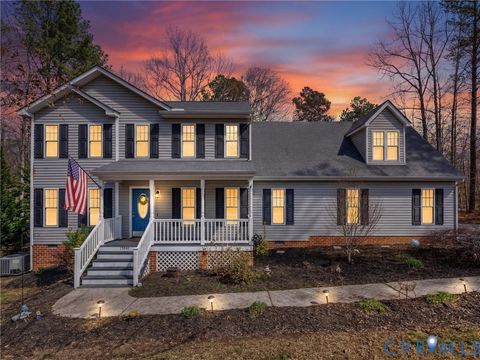 Photo of 15831 Haggis Drive, Chesterfield, VA 23838 (MLS # 2605318)
