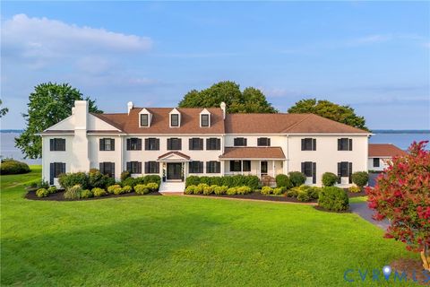 Photo of 467 Daingerfield Road, Tappahannock, VA 22560 (MLS # 2615855)