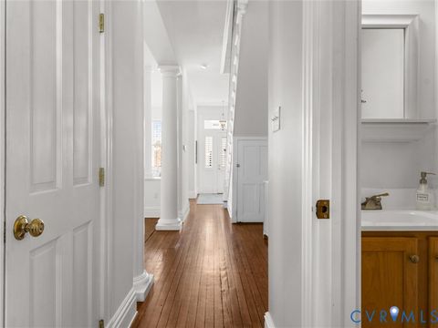 Tiny photo for 4 Strawberry Street, Richmond, VA 23220 (MLS # 2602487)