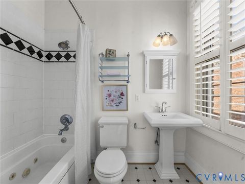 Tiny photo for 4 Strawberry Street, Richmond, VA 23220 (MLS # 2602487)