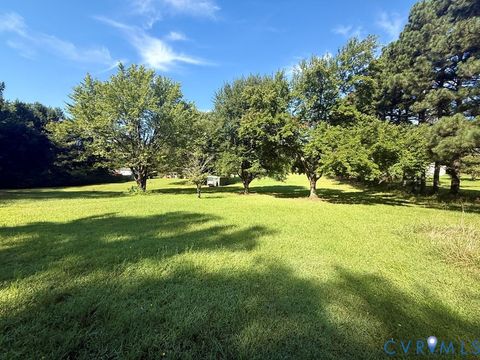 Tiny photo for 585 Southern Drive, Keysville, VA 23947 (MLS # 2605388)