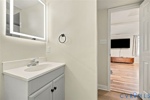Tiny photo for 7121 Senn Way, Mechanicsville, VA 23111 (MLS # 2628107)
