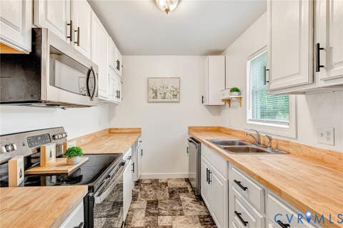 Tiny photo for 9059 Church Street, Keysville, VA 23947 (MLS # 2620604)