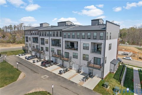 Tiny photo for 13200 Brattice Loop #2512, Midlothian, VA 23114 (MLS # 2609900)