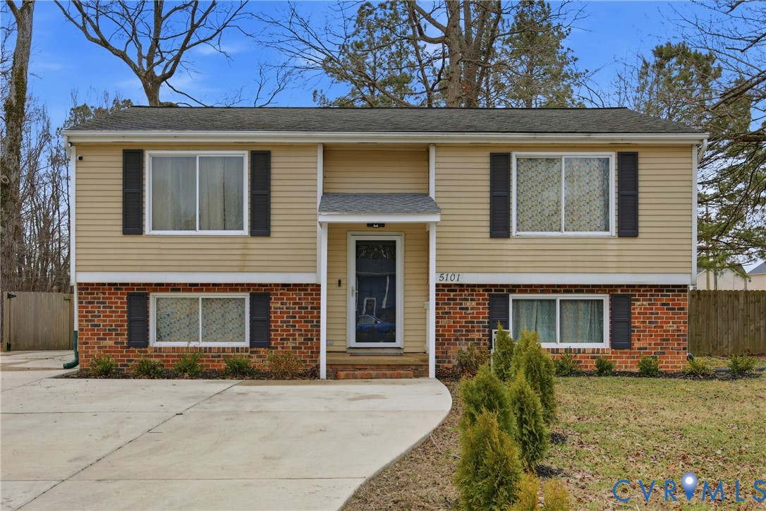 5101 Tiffanywoods Lane