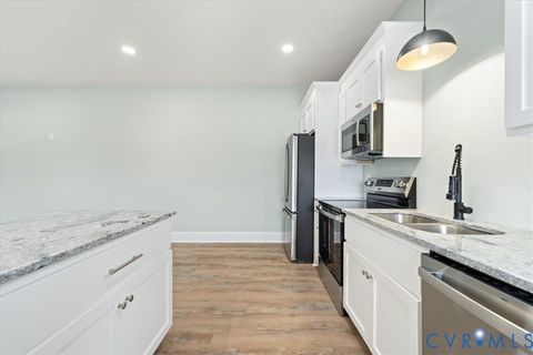 Tiny photo for 207 E Broadway #A, Hopewell, VA 23860 (MLS # 2529732)