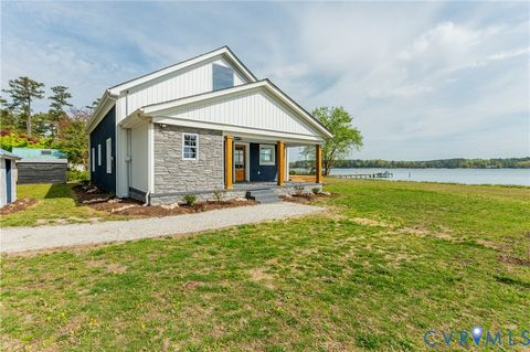 Photo of 7812 Haynes Drive, Gloucester, VA 23061 (MLS # 2611415)