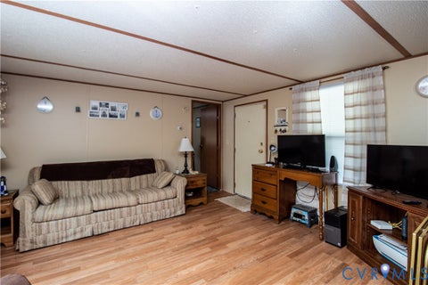 Tiny photo for 151 Ford Trail, Bracey, VA 23919 (MLS # 2619844)