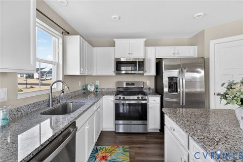 Tiny photo for 7458 Southamptonshire Way, New Kent, VA 23124 (MLS # 2607422)