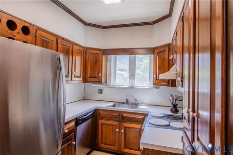 Tiny photo for 10 Westmoreland Street, Richmond, VA 23226 (MLS # 2610032)