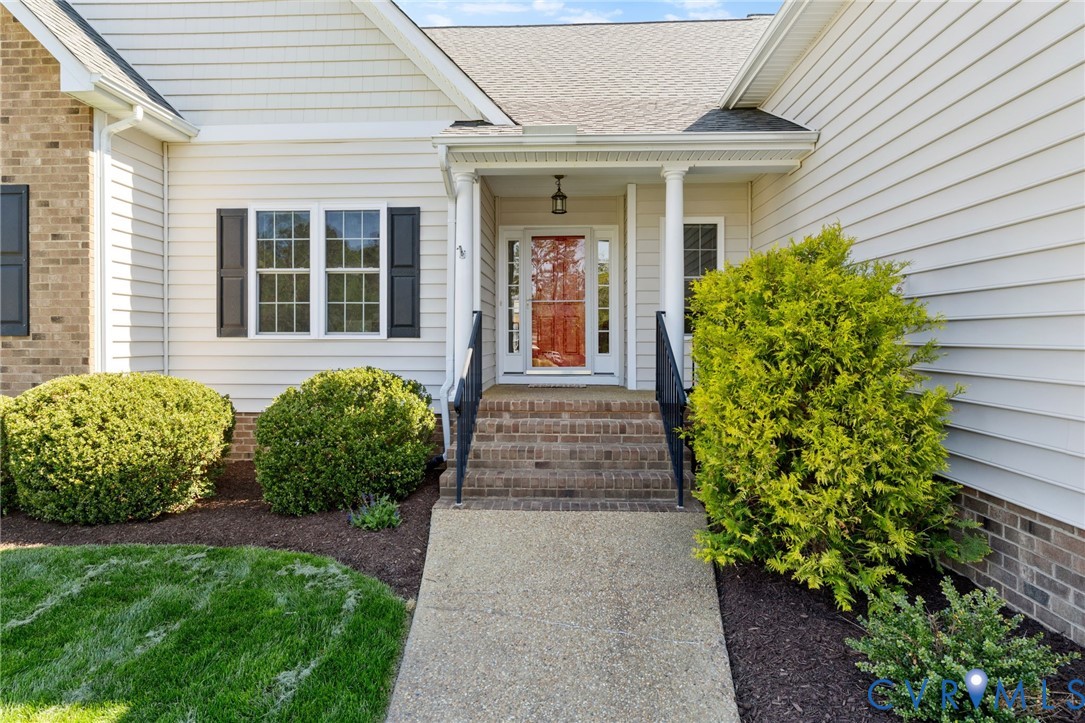 15266 Willow Hill Lane