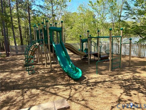 Tiny photo for 15111 Manor Gate Place, Midlothian, VA 23112 (MLS # 2609452)