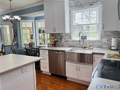 Tiny photo for 15111 Manor Gate Place, Midlothian, VA 23112 (MLS # 2609452)