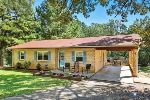 Photo of 237 Craddock Street, Boydton, VA 23917 (MLS # 2605351)