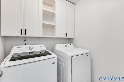 Tiny photo for 16820 Thornapple Run, Moseley, VA 23120 (MLS # 2600186)