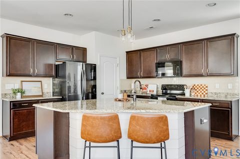 Tiny photo for 16820 Thornapple Run, Moseley, VA 23120 (MLS # 2600186)