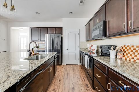 Tiny photo for 16820 Thornapple Run, Moseley, VA 23120 (MLS # 2600186)