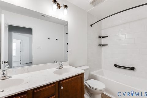 Tiny photo for 16820 Thornapple Run, Moseley, VA 23120 (MLS # 2600186)