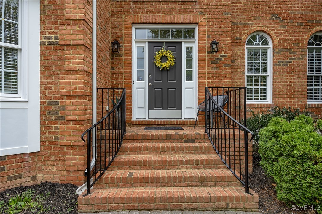 6807 Edgeware Lane