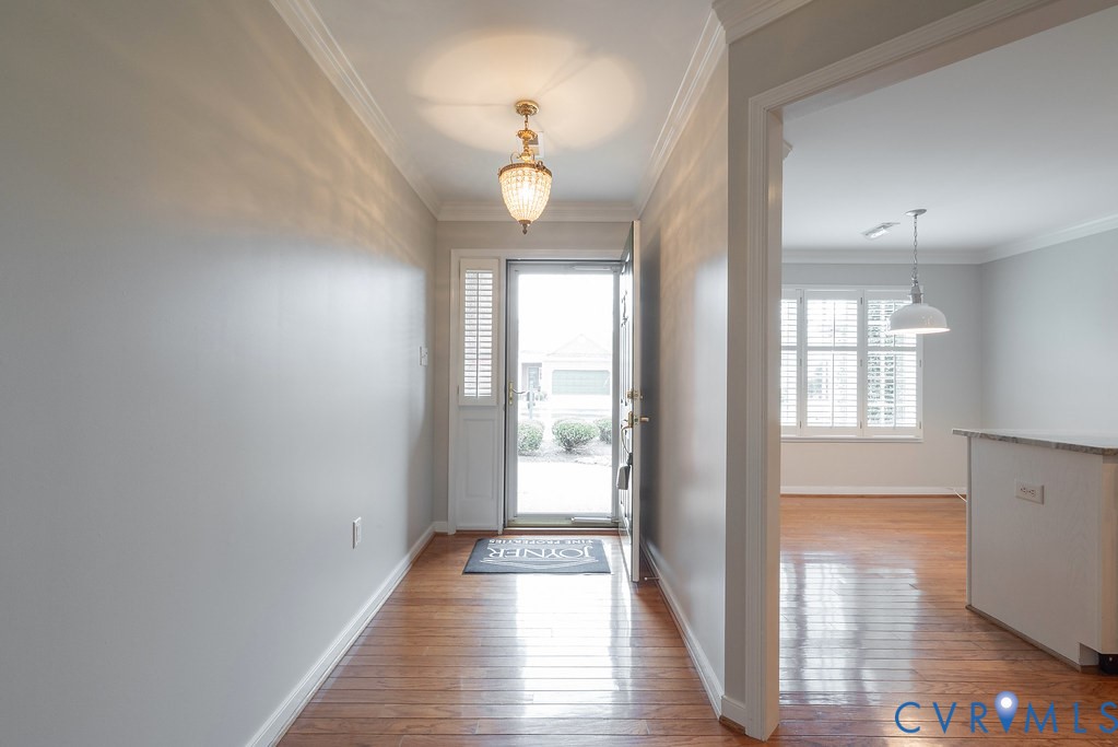 5016 Hickory Downs Court