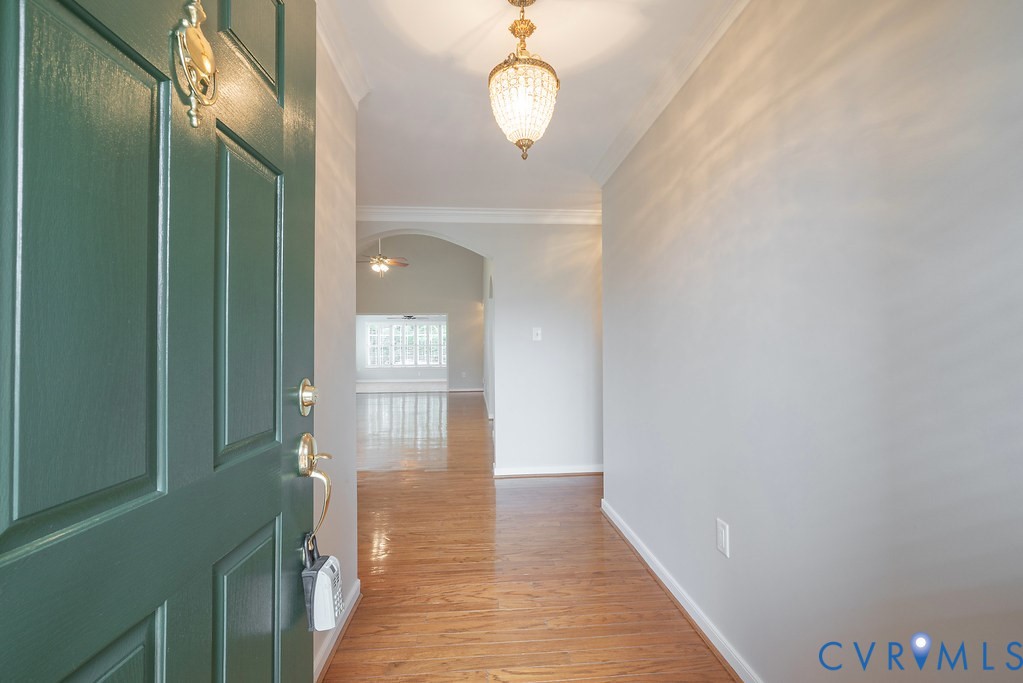 5016 Hickory Downs Court