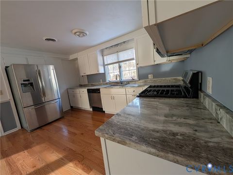 Tiny photo for 333 Gwynnsville Road, Redart, VA 23076 (MLS # 2618392)