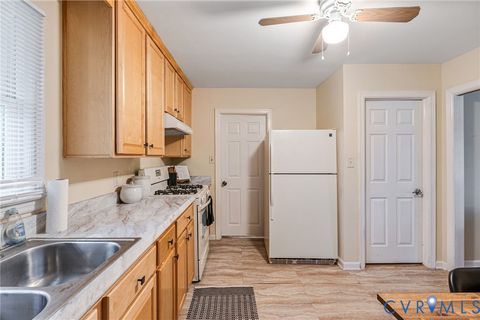 Tiny photo for 1206 Duke Of Gloucester Street, Colonial Heights, VA 23834 (MLS # 2611456)