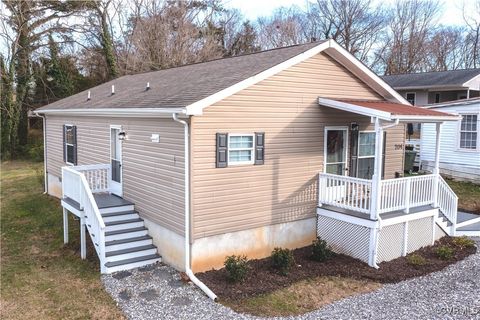 A home in Farmville