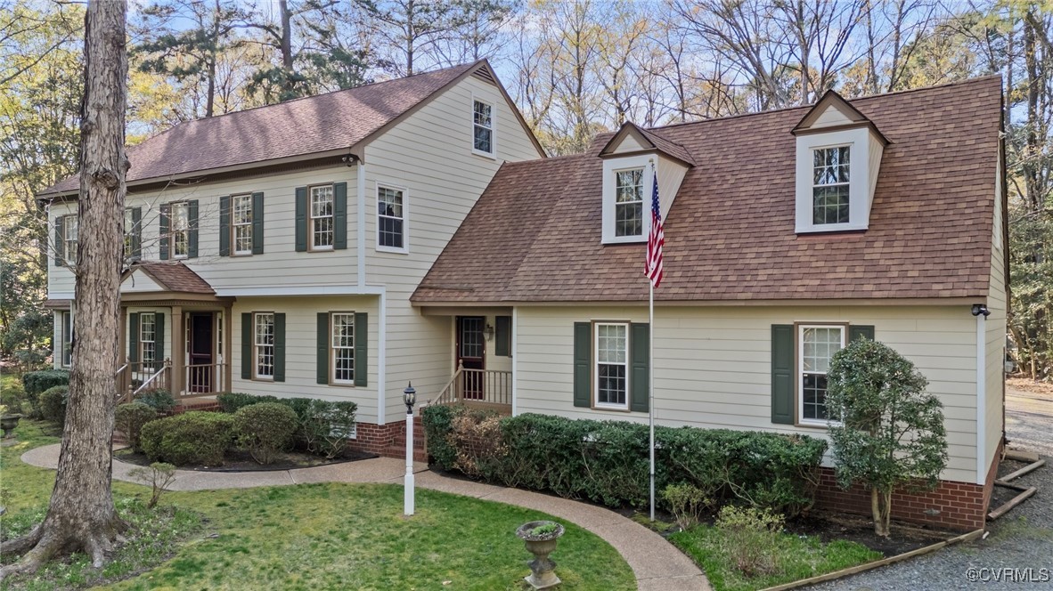 8407 Knollwood Court