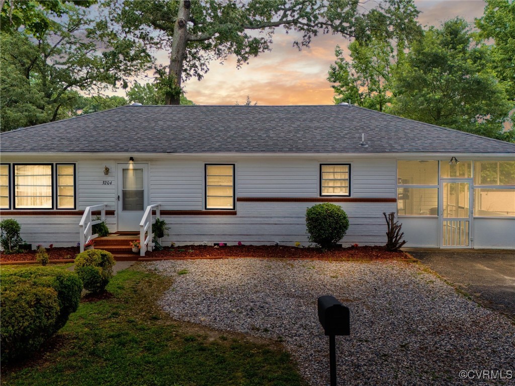 Hopewell, Virginia 23860, United States, 3 Bedrooms Bedrooms, ,2 BathroomsBathrooms,Residential,Pending,152172