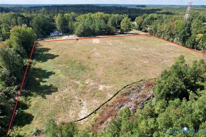 659 E Courthouse Road Blackstone VA 23824