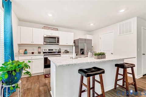 Tiny photo for 205 River Landing Crescent, Franklin, VA 23851 (MLS # 2615182)