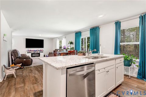 Tiny photo for 205 River Landing Crescent, Franklin, VA 23851 (MLS # 2615182)