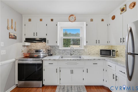 Tiny photo for 16401 Anderson Drive, Disputanta, VA 23833 (MLS # 2629222)