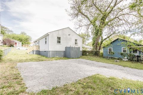 Tiny photo for 240 Terrace Avenue, Petersburg, VA 23803 (MLS # 2608951)