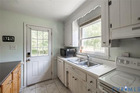 Tiny photo for 5424 Old Warson Drive, Chesterfield, VA 23237 (MLS # 2621682)
