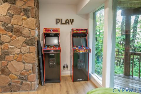 Tiny photo for 564 Pedlars Edge Drive, Wintergreen, VA 22967 (MLS # 2527179)