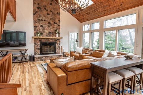 Tiny photo for 564 Pedlars Edge Drive, Wintergreen, VA 22967 (MLS # 2527179)