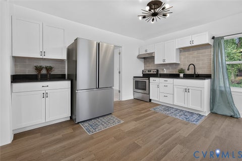 Tiny photo for 515 St Andrew Street, Petersburg, VA 23803 (MLS # 2627830)