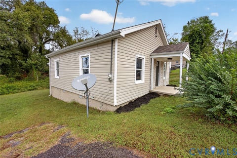 Tiny photo for 515 St Andrew Street, Petersburg, VA 23803 (MLS # 2627830)