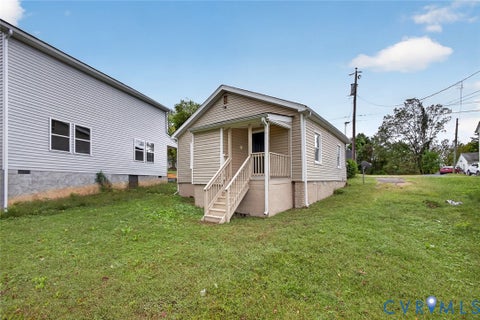 Tiny photo for 515 St Andrew Street, Petersburg, VA 23803 (MLS # 2627830)