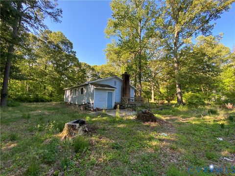 Tiny photo for 122 Meadowlark Road, Urbanna, VA 23175 (MLS # 2610040)